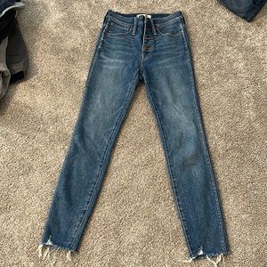 Madewell 10 inch high rise skinny with raw hem size 25 medium wash